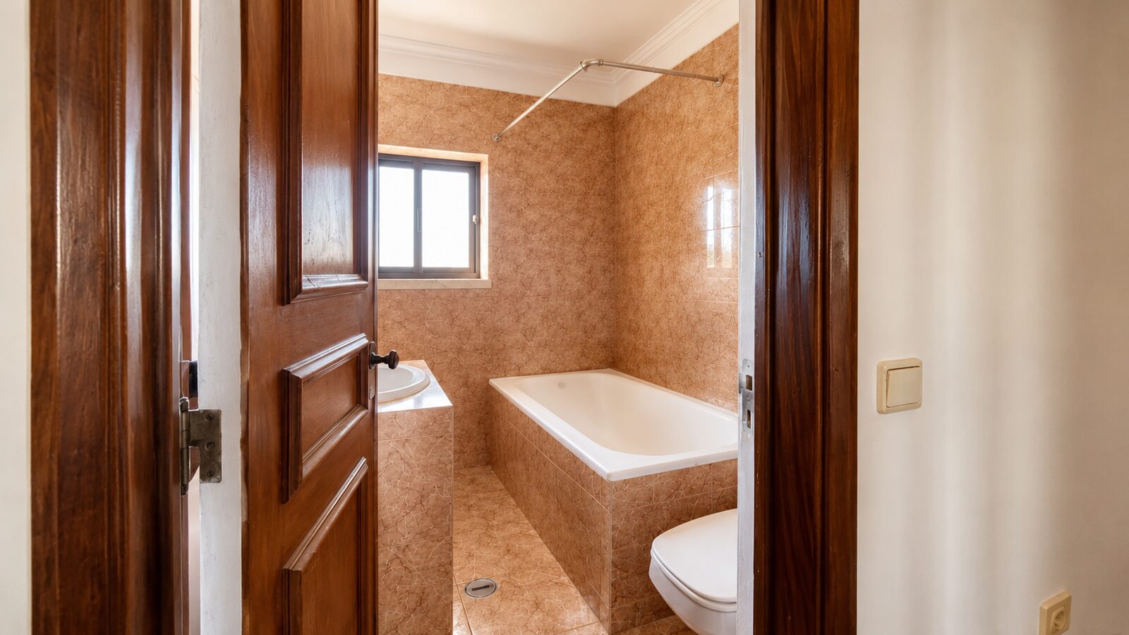 Moradia T4 Centro de Cascais — Casa de banho