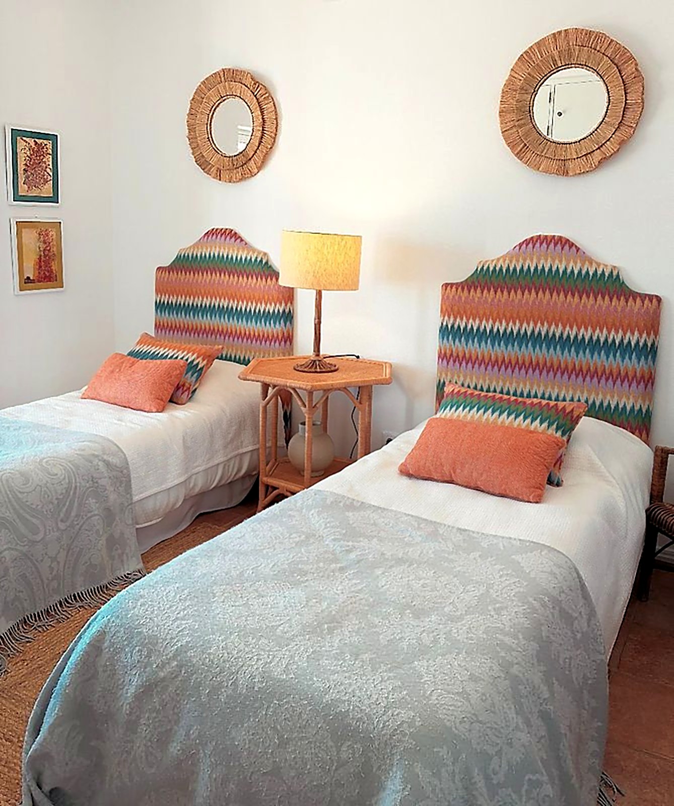 Quarto twin — decoração artesanal